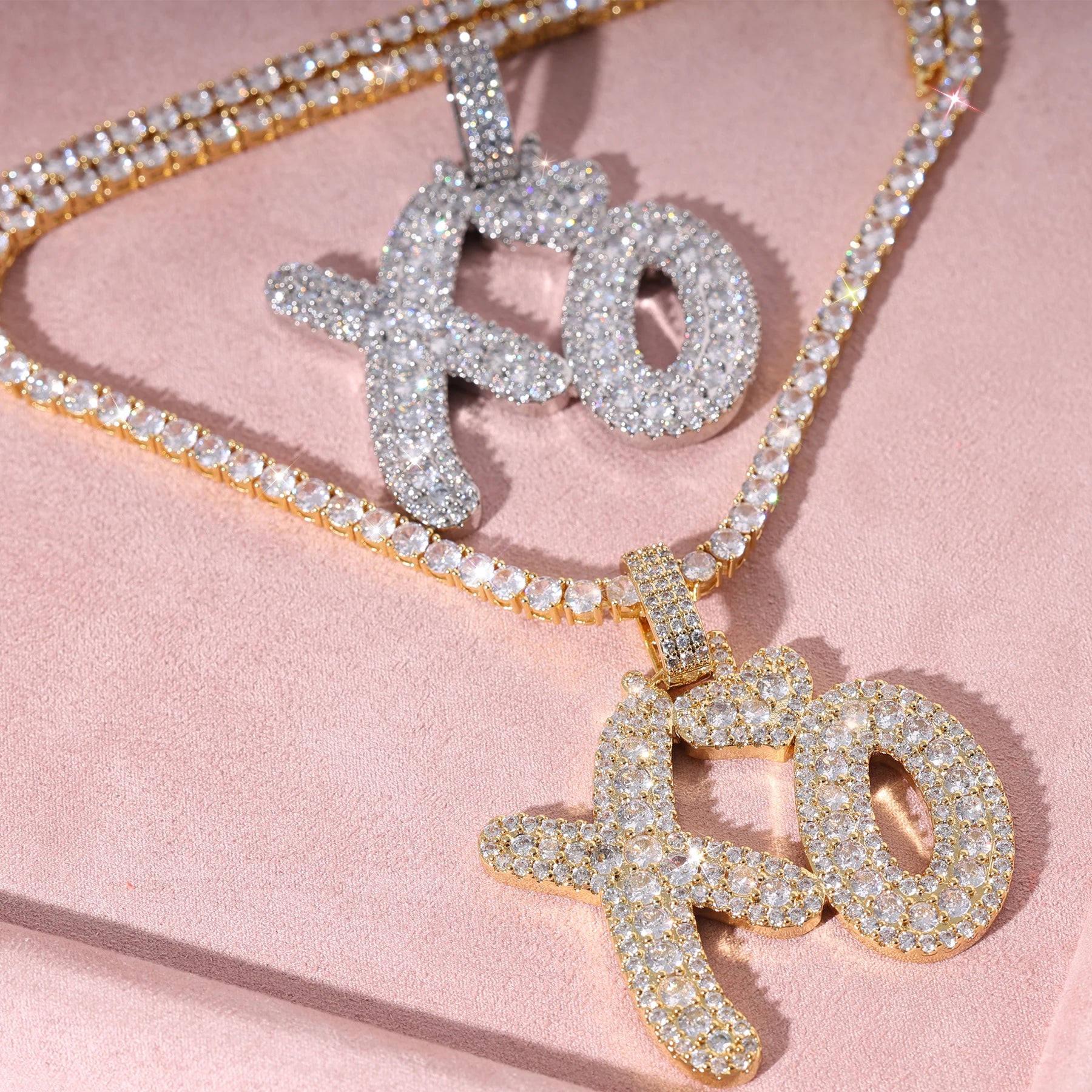 XO Pendant VVS Diamond Simulate